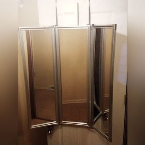 BRAND NEW BEAUTIFUL  JOY MANGANO IMAGE 4 Tri-Fold Door Mirror!